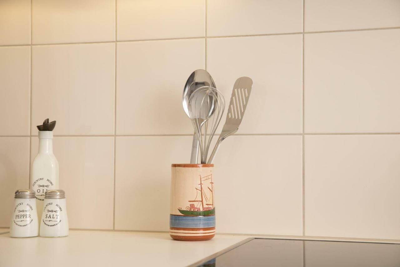 Metro Fix Cosy Apartment Афины Экстерьер фото